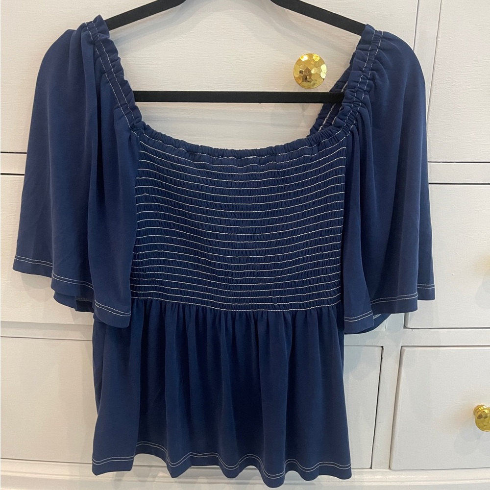 NEW, Boho Chic, Navy Smocked Short Sleeve, Flowy Top, Size Large